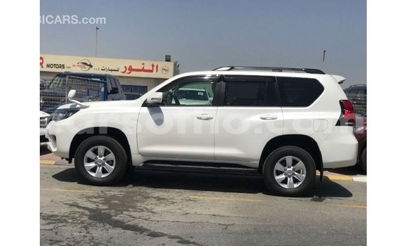 اشتري Imported Toyota Prado White سيارة في Import - Dubai في Maseru اشتري Imported Toyota Prado White سيارة في Import - Dubai في Maseru