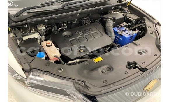 Acheter Import Voiture Toyota Harrier Blanc à Import - Dubai, Maseru Acheter Import Voiture Toyota Harrier Blanc à Import - Dubai, Maseru