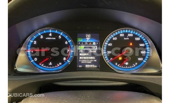 Acheter Import Voiture Toyota Harrier Blanc à Import - Dubai, Maseru Acheter Import Voiture Toyota Harrier Blanc à Import - Dubai, Maseru