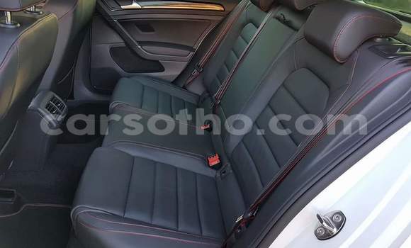 اشتري مستعمل Volkswagen Golf GTI White سيارة في Maputsoa في Leribe اشتري مستعمل Volkswagen Golf GTI White سيارة في Maputsoa في Leribe