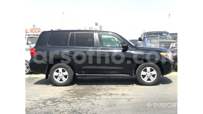 Big with watermark toyota land cruiser maseru import dubai 17885