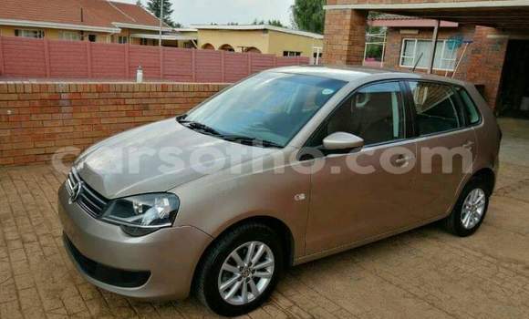 Acheter Occasion Voiture Volkswagen Polo Beige à Butha–Buthe, Thaba-Tseka Acheter Occasion Voiture Volkswagen Polo Beige à Butha–Buthe, Thaba-Tseka
