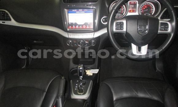Sayi Na hannu Dodge Journey White Mota in Maseru a Maseru Sayi Na hannu Dodge Journey White Mota in Maseru a Maseru