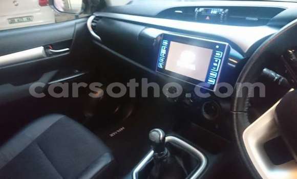 Buy Used Toyota Hilux White Car in Roma in Maseru Buy Used Toyota Hilux White Car in Roma in Maseru