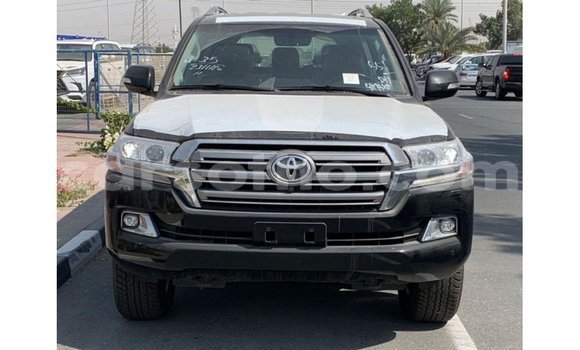 Buy Import Toyota Land Cruiser Black Car in Import - Dubai in Maseru Buy Import Toyota Land Cruiser Black Car in Import - Dubai in Maseru
