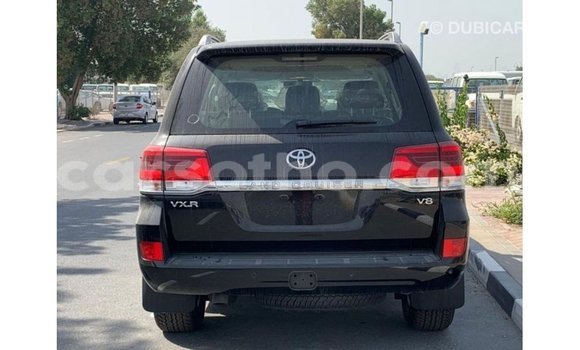 Buy Import Toyota Land Cruiser Black Car in Import - Dubai in Maseru Buy Import Toyota Land Cruiser Black Car in Import - Dubai in Maseru