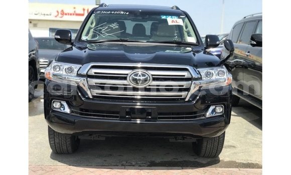 Acheter Import Voiture Toyota Land Cruiser Noir à Import - Dubai, Maseru Acheter Import Voiture Toyota Land Cruiser Noir à Import - Dubai, Maseru