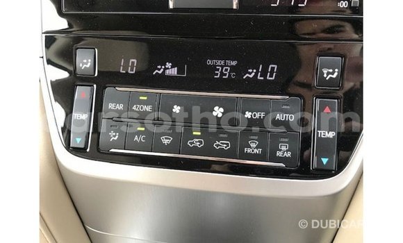 Acheter Import Voiture Toyota Land Cruiser Noir à Import - Dubai, Maseru Acheter Import Voiture Toyota Land Cruiser Noir à Import - Dubai, Maseru