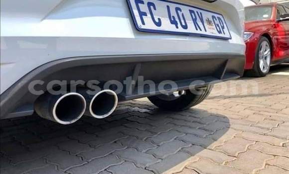 Sayi Na hannu Volkswagen Polo White Mota in Butha–Buthe a Thaba-Tseka Sayi Na hannu Volkswagen Polo White Mota in Butha–Buthe a Thaba-Tseka