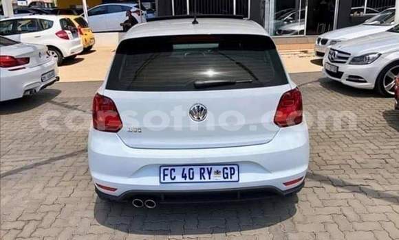 Sayi Na hannu Volkswagen Polo White Mota in Butha–Buthe a Thaba-Tseka Sayi Na hannu Volkswagen Polo White Mota in Butha–Buthe a Thaba-Tseka