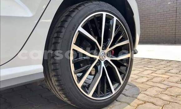 Sayi Na hannu Volkswagen Polo White Mota in Butha–Buthe a Thaba-Tseka Sayi Na hannu Volkswagen Polo White Mota in Butha–Buthe a Thaba-Tseka