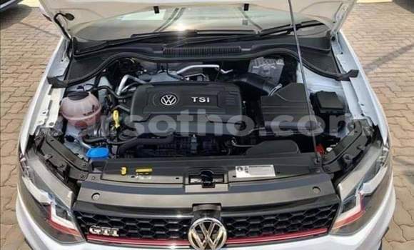 Sayi Na hannu Volkswagen Polo White Mota in Butha–Buthe a Thaba-Tseka Sayi Na hannu Volkswagen Polo White Mota in Butha–Buthe a Thaba-Tseka