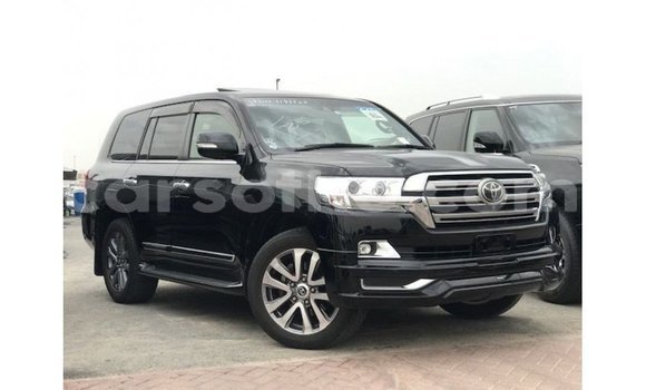 Buy Import Toyota Land Cruiser Black Car in Import - Dubai in Maseru Buy Import Toyota Land Cruiser Black Car in Import - Dubai in Maseru