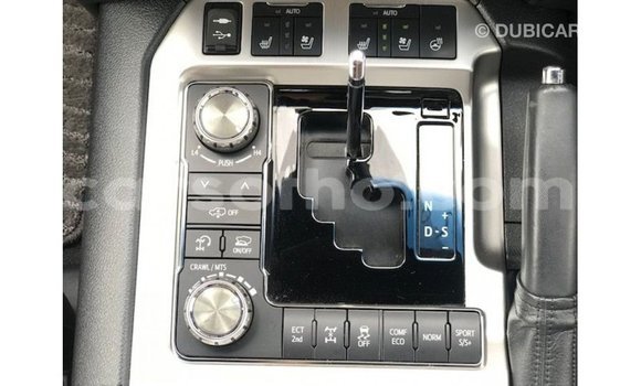 Buy Import Toyota Land Cruiser Black Car in Import - Dubai in Maseru Buy Import Toyota Land Cruiser Black Car in Import - Dubai in Maseru