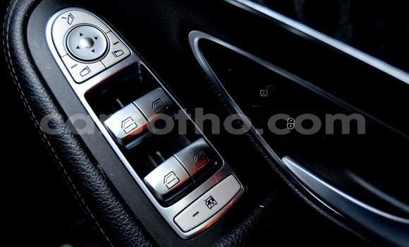 Acheter Occasion Voiture Mercedes-Benz C–Class Blanc à Maputsoa, Leribe Acheter Occasion Voiture Mercedes-Benz C–Class Blanc à Maputsoa, Leribe
