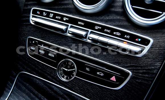 Acheter Occasion Voiture Mercedes-Benz C–Class Blanc à Maputsoa, Leribe Acheter Occasion Voiture Mercedes-Benz C–Class Blanc à Maputsoa, Leribe