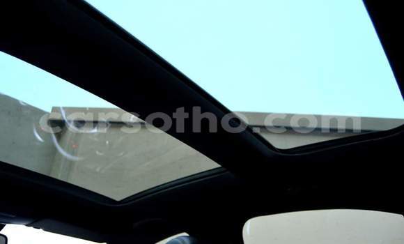 Acheter Occasion Voiture Mercedes-Benz C–Class Blanc à Maputsoa, Leribe Acheter Occasion Voiture Mercedes-Benz C–Class Blanc à Maputsoa, Leribe