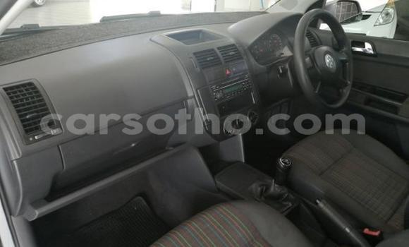 Sayi Na hannu Volkswagen Polo Silver Mota in Maseru a Maseru Sayi Na hannu Volkswagen Polo Silver Mota in Maseru a Maseru