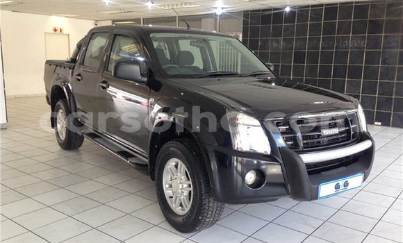 Acheter Occasion Voiture Isuzu KB Noir à Thaba–Tseka, Mafeteng Acheter Occasion Voiture Isuzu KB Noir à Thaba–Tseka, Mafeteng