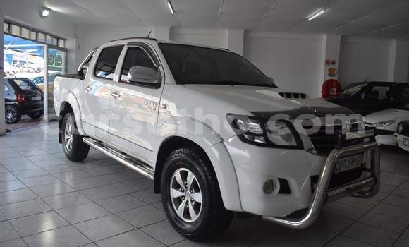 Acheter Occasion Voiture Toyota Hilux Blanc à Maseru, Maseru Acheter Occasion Voiture Toyota Hilux Blanc à Maseru, Maseru