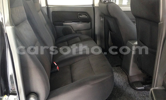 Acheter Occasion Voiture Isuzu KB Noir à Thaba–Tseka, Mafeteng Acheter Occasion Voiture Isuzu KB Noir à Thaba–Tseka, Mafeteng