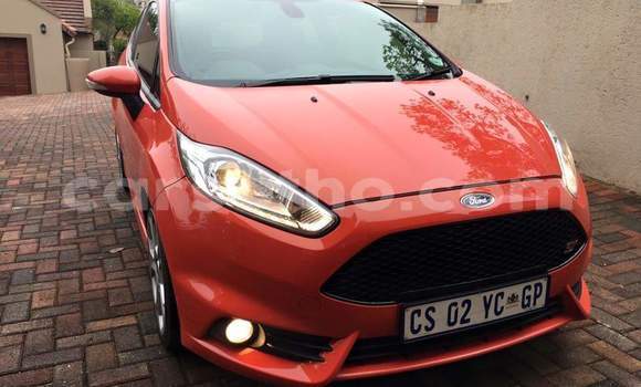 Sayi Na hannu Ford Fiesta ST Red Mota in Maputsoa a Leribe Sayi Na hannu Ford Fiesta ST Red Mota in Maputsoa a Leribe