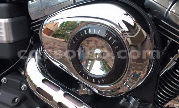 اشتري مستعمل Harley Davidson Dyna Black دراجة نارية في Maputsoa في Leribe اشتري مستعمل Harley Davidson Dyna Black دراجة نارية في Maputsoa في Leribe