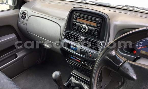 اشتري مستعمل Nissan NP 300 Silver سيارة في Maseru في Maseru اشتري مستعمل Nissan NP 300 Silver سيارة في Maseru في Maseru