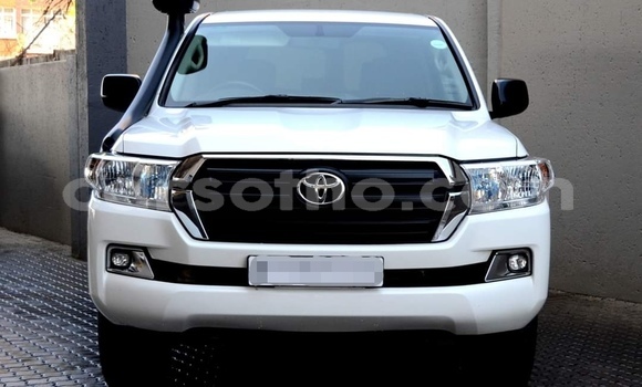 Acheter Occasion Voiture Toyota Land Cruiser Blanc à Maseru, Maseru Acheter Occasion Voiture Toyota Land Cruiser Blanc à Maseru, Maseru