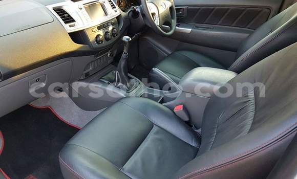 Acheter Occasion Voiture Toyota Hilux Blanc à Maseru, Maseru Acheter Occasion Voiture Toyota Hilux Blanc à Maseru, Maseru