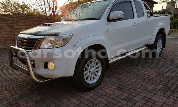 Acheter Occasion Voiture Toyota Hilux Blanc à Maseru, Maseru Acheter Occasion Voiture Toyota Hilux Blanc à Maseru, Maseru