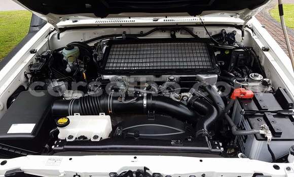 Acheter Occasion Voiture Toyota Land Cruiser Blanc à Maseru, Maseru Acheter Occasion Voiture Toyota Land Cruiser Blanc à Maseru, Maseru