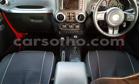 Sayi Na hannu Jeep Wrangler Red Mota in Maseru a Maseru Sayi Na hannu Jeep Wrangler Red Mota in Maseru a Maseru