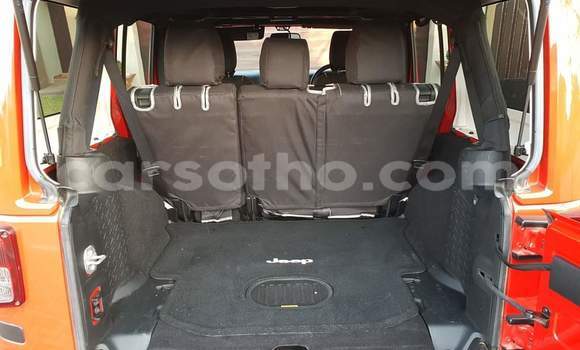 Sayi Na hannu Jeep Wrangler Red Mota in Maseru a Maseru Sayi Na hannu Jeep Wrangler Red Mota in Maseru a Maseru