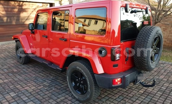 Sayi Na hannu Jeep Wrangler Red Mota in Maseru a Maseru Sayi Na hannu Jeep Wrangler Red Mota in Maseru a Maseru