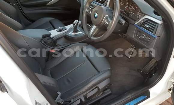 Sayi Na hannu BMW 3–Series White Mota in Maseru a Maseru Sayi Na hannu BMW 3–Series White Mota in Maseru a Maseru