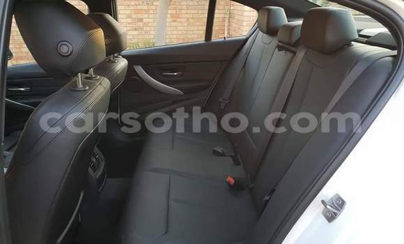 Sayi Na hannu BMW 3–Series White Mota in Maseru a Maseru Sayi Na hannu BMW 3–Series White Mota in Maseru a Maseru