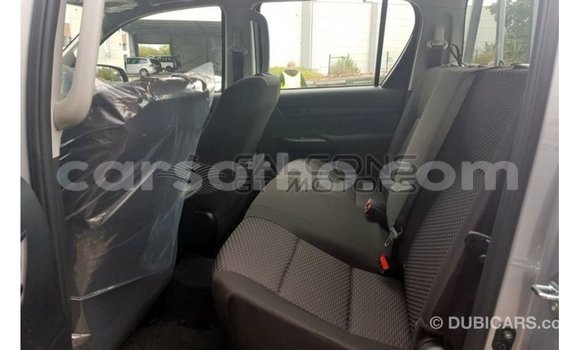 اشتري Imported Toyota Hilux Brown سيارة في Import - Dubai في Maseru اشتري Imported Toyota Hilux Brown سيارة في Import - Dubai في Maseru