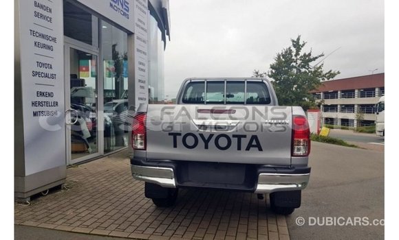 اشتري Imported Toyota Hilux Brown سيارة في Import - Dubai في Maseru اشتري Imported Toyota Hilux Brown سيارة في Import - Dubai في Maseru