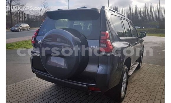 Sayi Imported Toyota Prado Black Mota in Import - Dubai a Maseru Sayi Imported Toyota Prado Black Mota in Import - Dubai a Maseru