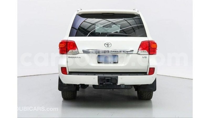 Big with watermark toyota land cruiser maseru import dubai 17994