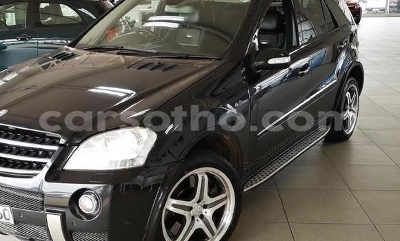 Acheter Occasion Voiture Mercedes-Benz ML–Class Blanc à Maseru, Maseru Acheter Occasion Voiture Mercedes-Benz ML–Class Blanc à Maseru, Maseru