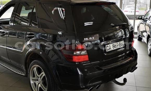 Acheter Occasion Voiture Mercedes-Benz ML–Class Blanc à Maseru, Maseru Acheter Occasion Voiture Mercedes-Benz ML–Class Blanc à Maseru, Maseru