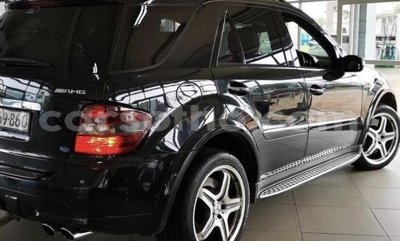 Acheter Occasion Voiture Mercedes-Benz ML–Class Blanc à Maseru, Maseru Acheter Occasion Voiture Mercedes-Benz ML–Class Blanc à Maseru, Maseru