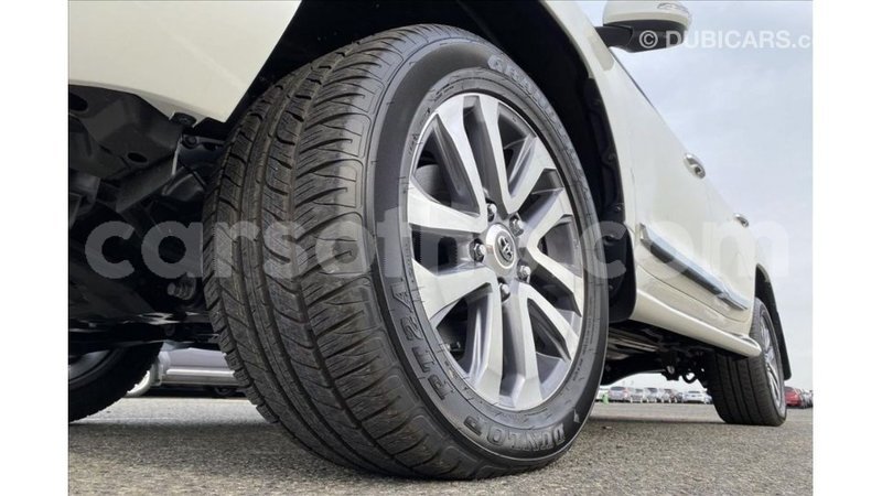 Big with watermark toyota land cruiser maseru import dubai 18011