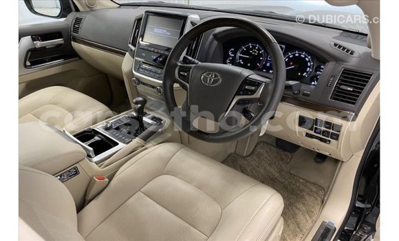 اشتري Imported Toyota Land Cruiser Black سيارة في Import - Dubai في Maseru اشتري Imported Toyota Land Cruiser Black سيارة في Import - Dubai في Maseru