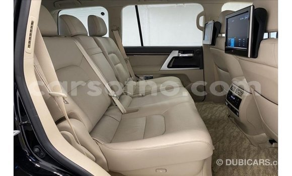 اشتري Imported Toyota Land Cruiser Black سيارة في Import - Dubai في Maseru اشتري Imported Toyota Land Cruiser Black سيارة في Import - Dubai في Maseru