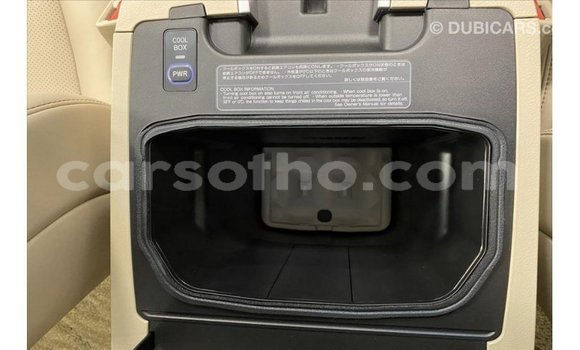 اشتري Imported Toyota Land Cruiser Black سيارة في Import - Dubai في Maseru اشتري Imported Toyota Land Cruiser Black سيارة في Import - Dubai في Maseru