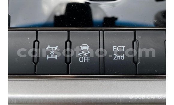 Sayi Imported Toyota Land Cruiser Red Mota in Import - Dubai a Maseru Sayi Imported Toyota Land Cruiser Red Mota in Import - Dubai a Maseru