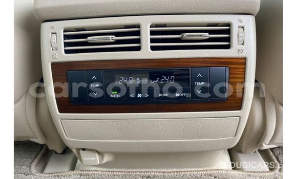 Sayi Imported Toyota Land Cruiser Red Mota in Import - Dubai a Maseru Sayi Imported Toyota Land Cruiser Red Mota in Import - Dubai a Maseru